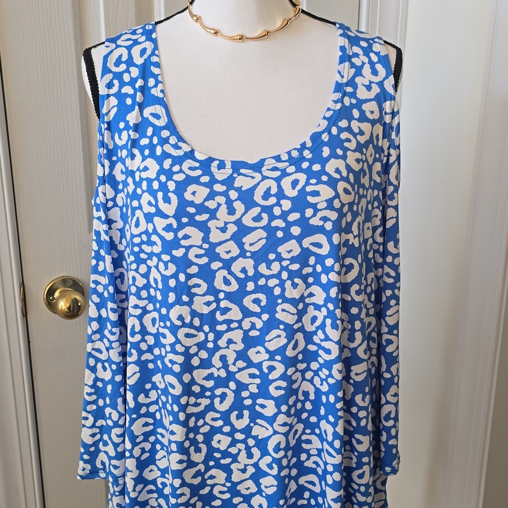 WHITE MARK WOMENS PLUS SIZE COLD SHOULDER 3/4 SLEEVE BLUE & WHITE TOP SIZE 2XL